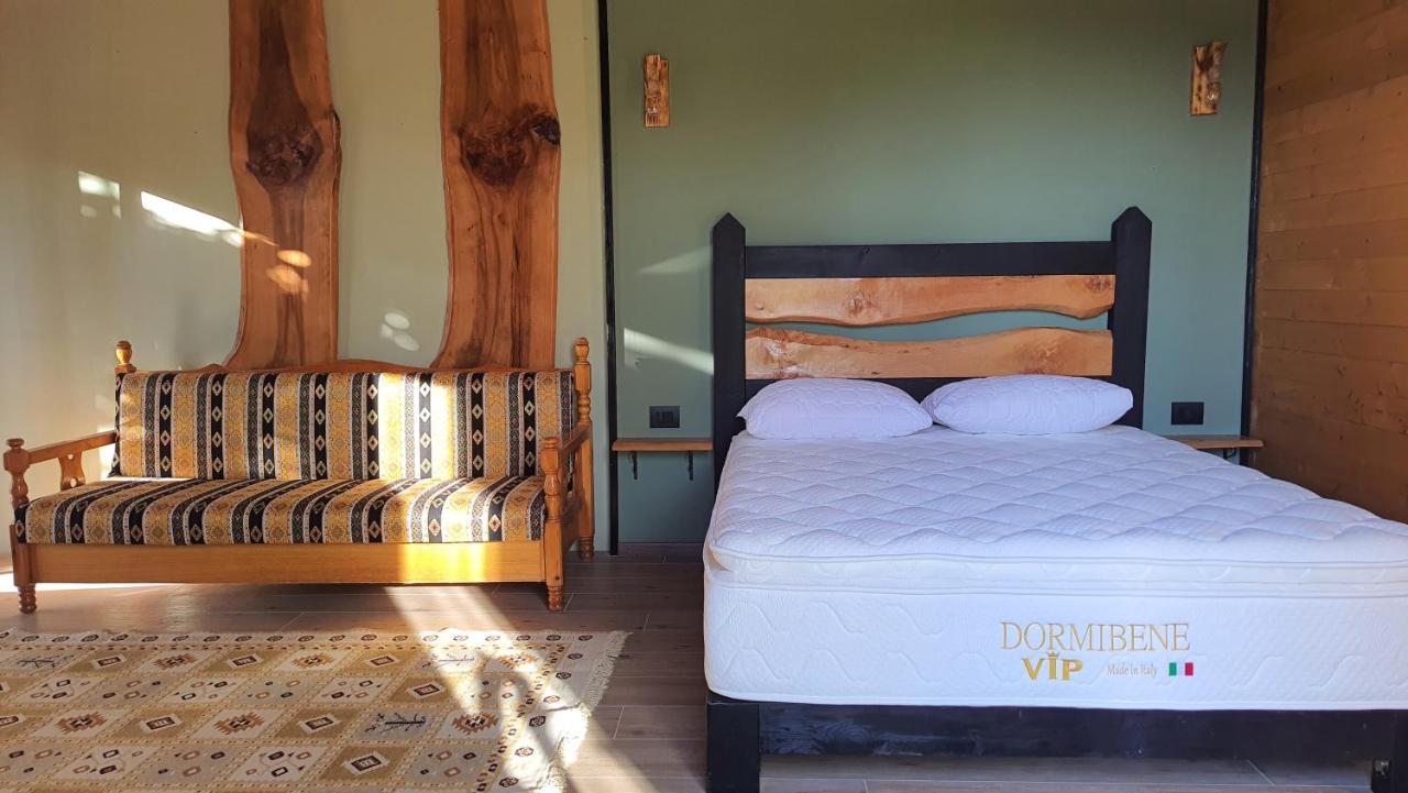 Room With Private Garden Shkoder Ngoại thất bức ảnh
